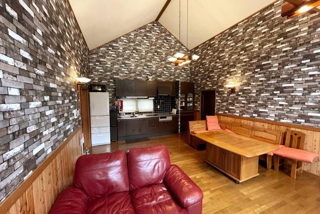 【ウポポイ近く】庭付きログハウステイスト・ Bbqセットあり 4名様まで同一料金 白老町 エクステリア 写真